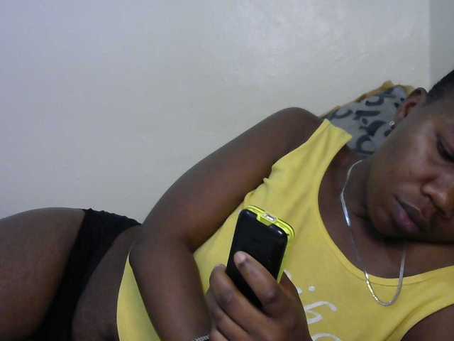 Blackdoll1 live cam on BongaCams
