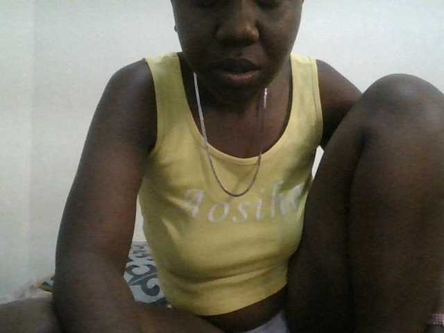 Blackdoll1 live cam on BongaCams