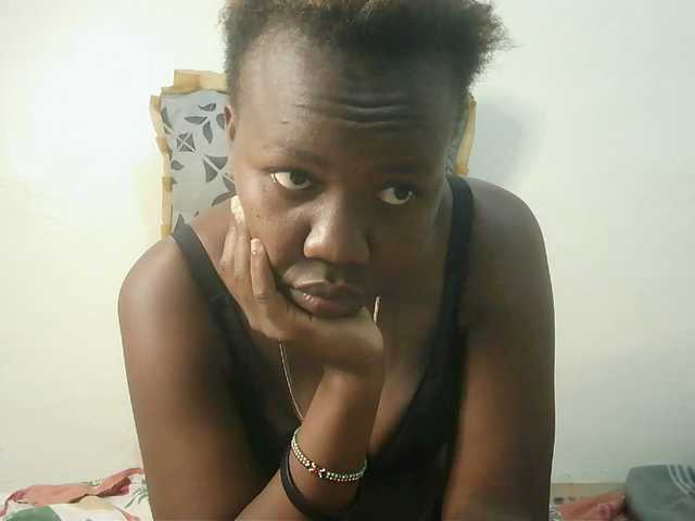 Blackdoll1 live cam on BongaCams