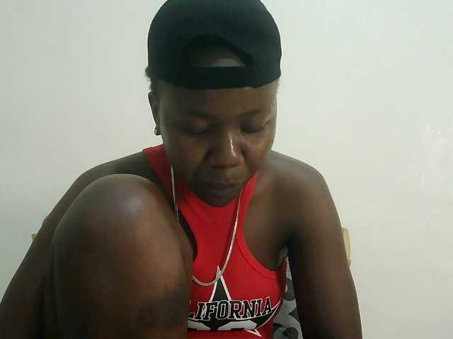 Blackdoll1 live cam on BongaCams