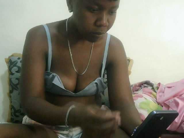 Blackdoll1 live cam on BongaCams