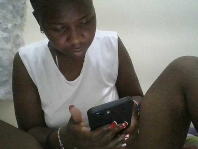 Blackdoll1 live cam on BongaCams
