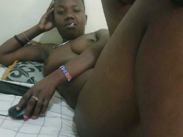 Blackdoll1 live cam on BongaCams