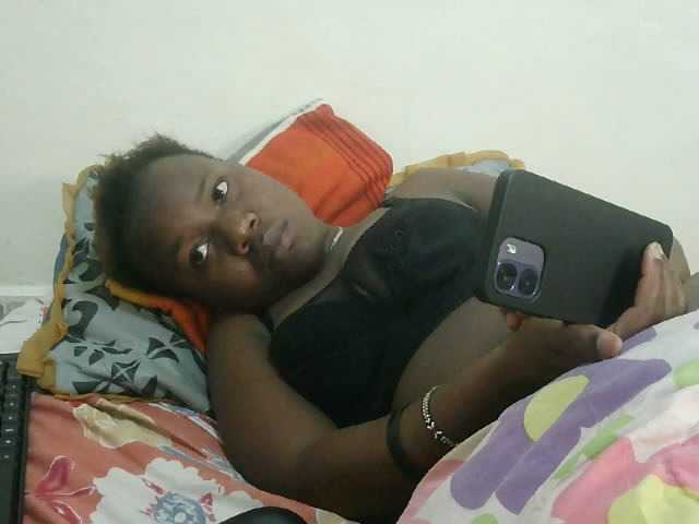 Blackdoll1 live webcam show