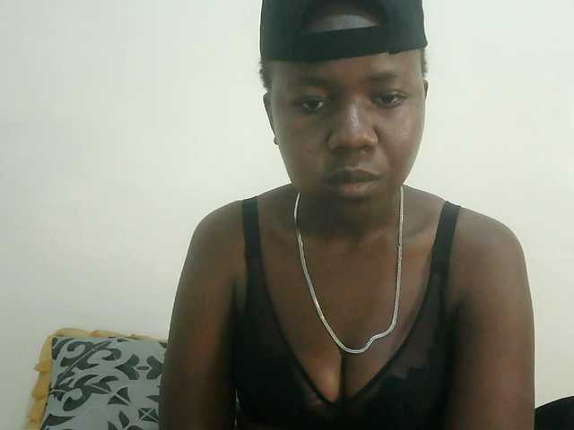 Blackdoll1 live cam on BongaCams