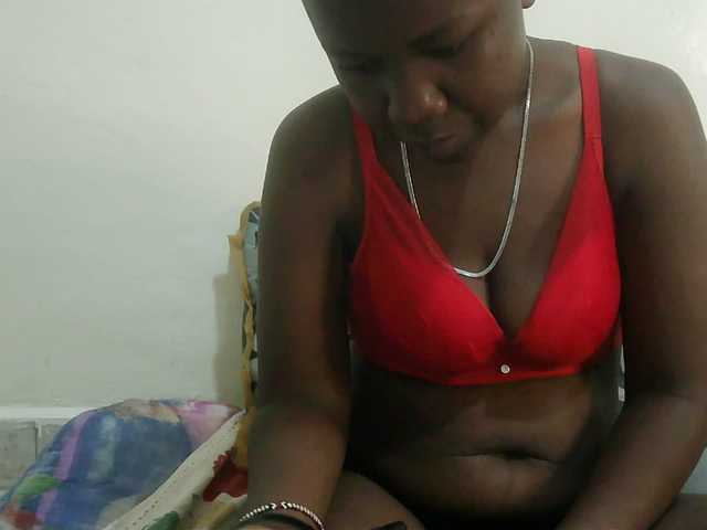 Blackdoll1 live cam on BongaCams