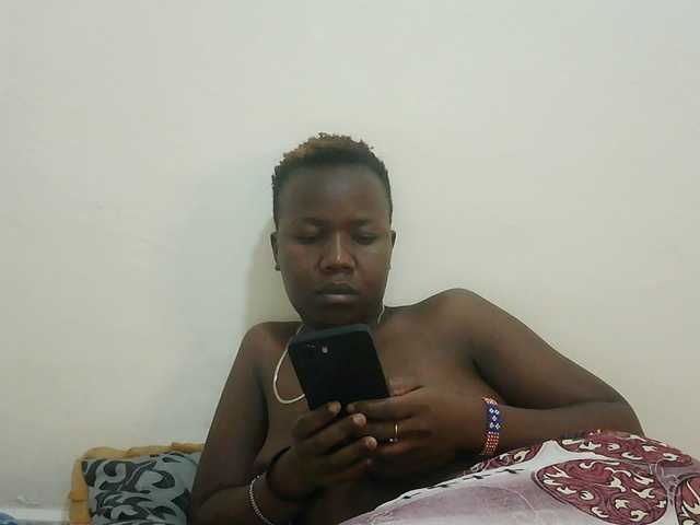 Blackdoll1 live cam on BongaCams