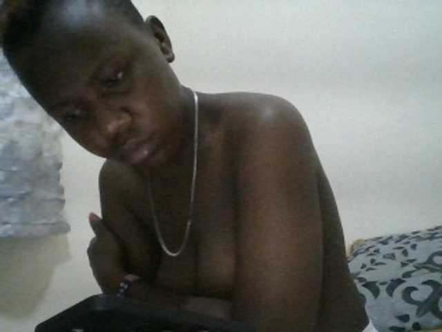 Blackdoll1 live cam on BongaCams