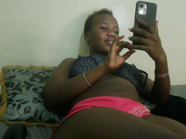 Blackdoll1 live cam on BongaCams