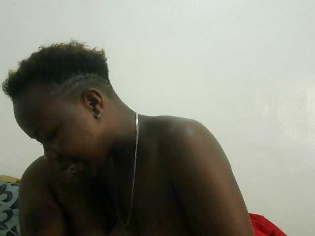 Blackdoll1 live cam on BongaCams