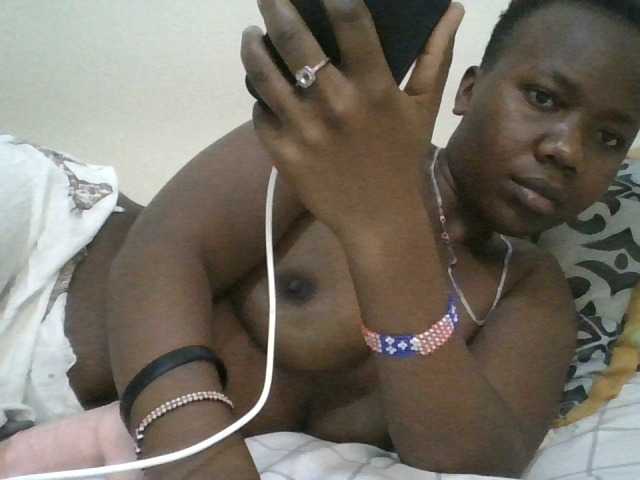 Blackdoll1 live cam on BongaCams