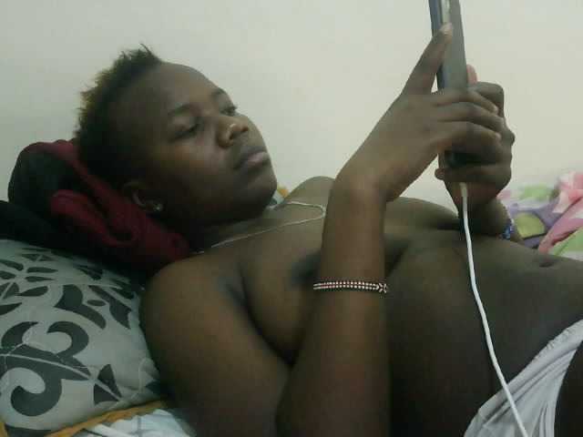 Blackdoll1 live cam on BongaCams