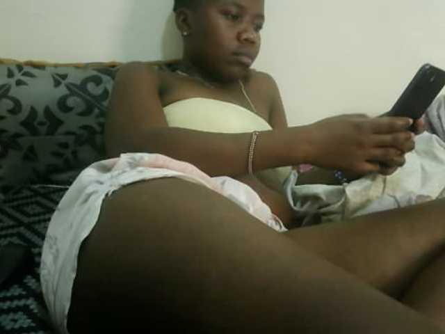 Blackdoll1 live cam on BongaCams