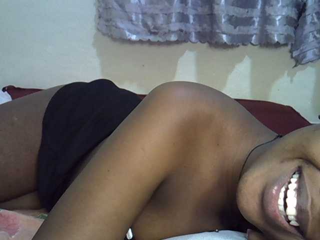 Blackdoll1 live cam on BongaCams