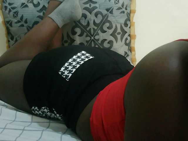Blackdoll1 live cam on BongaCams