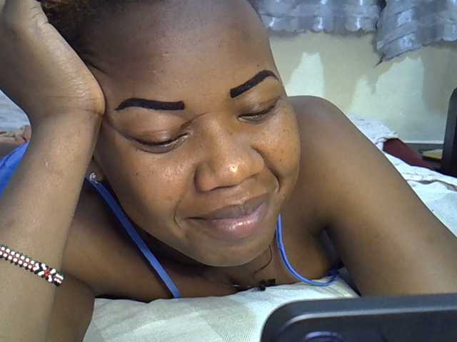 Blackdoll1 live cam on BongaCams