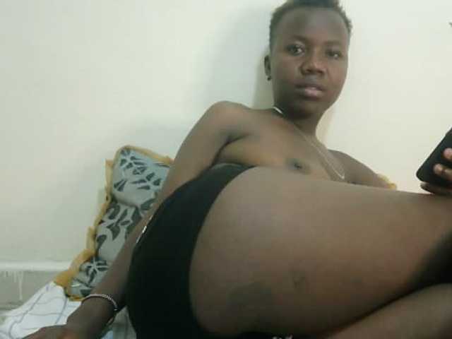 Blackdoll1 live cam on BongaCams