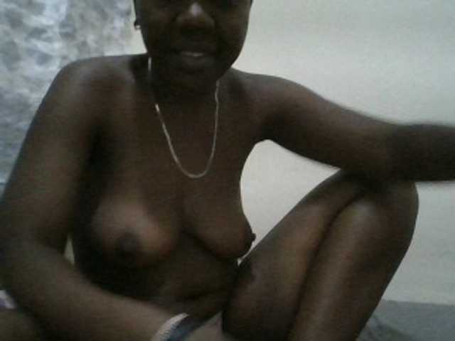 Blackdoll1 live cam on BongaCams