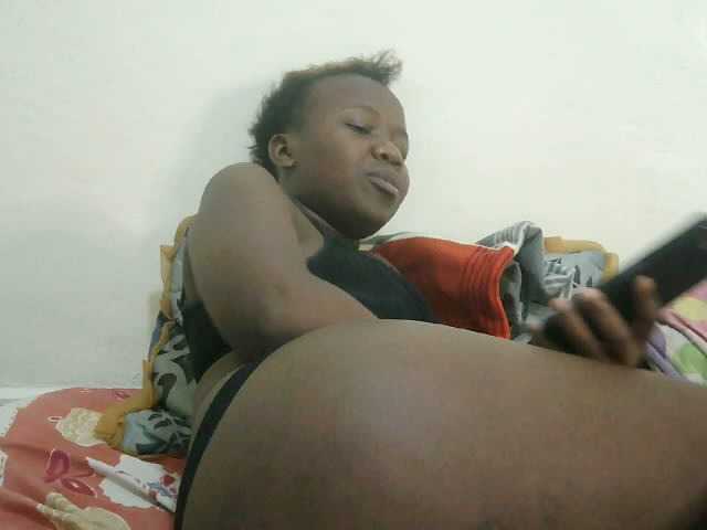 Blackdoll1 live webcam show