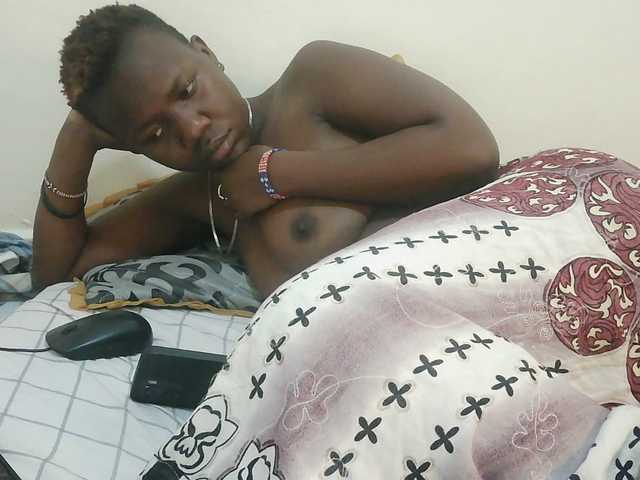 Blackdoll1 live webcam show