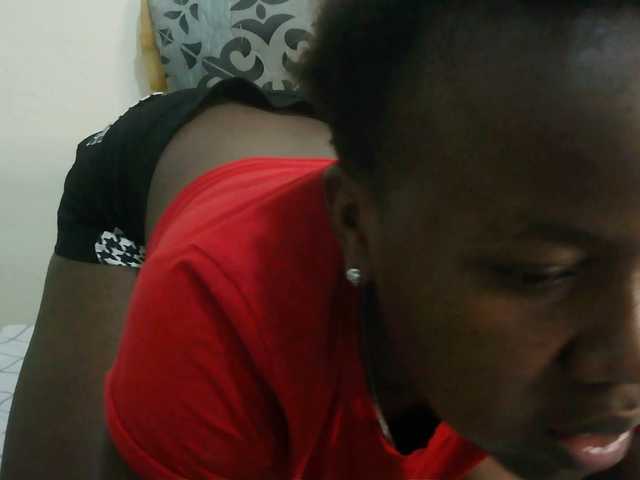 Blackdoll1 live cam on BongaCams