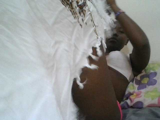 Blackdoll1 live cam on BongaCams