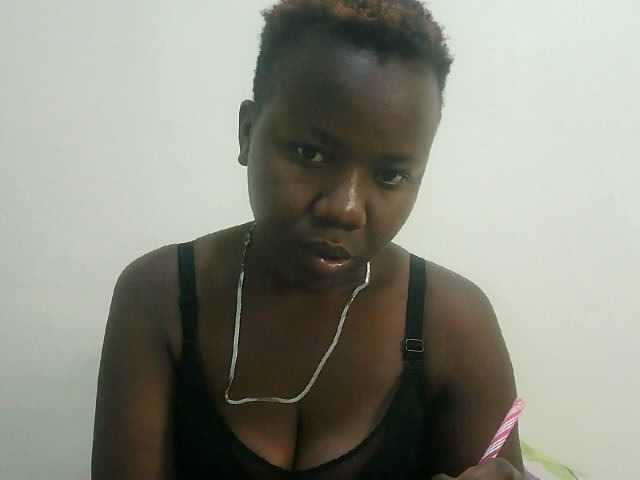 Blackdoll1 live cam on BongaCams