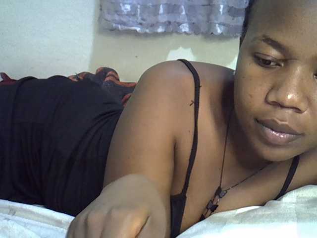 Blackdoll1 live cam on BongaCams