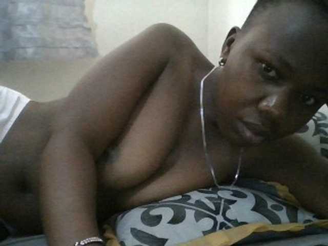 Blackdoll1 live cam on BongaCams