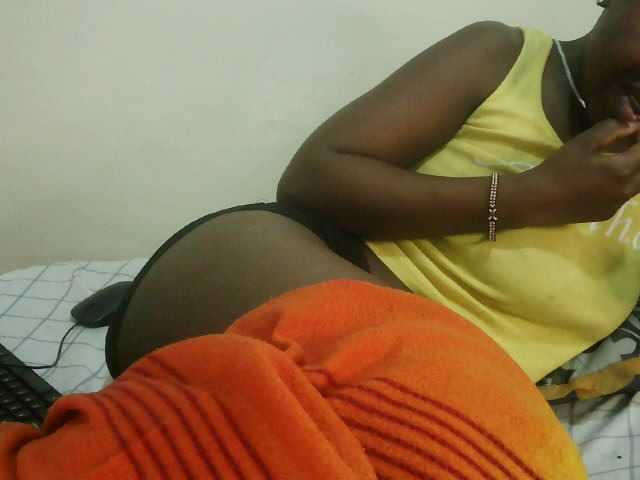 Blackdoll1 live cam on BongaCams