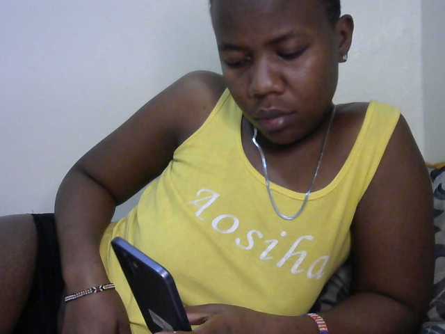Blackdoll1 live cam on BongaCams
