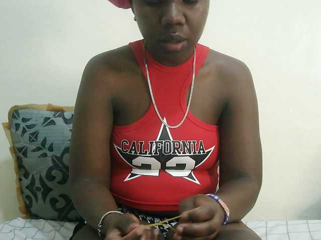 Blackdoll1 live cam on BongaCams