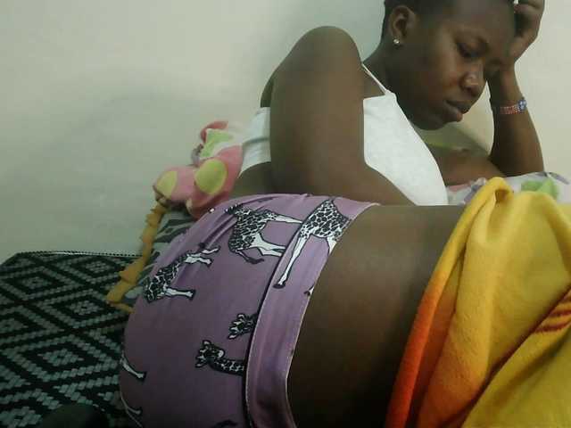 Blackdoll1 live cam on BongaCams