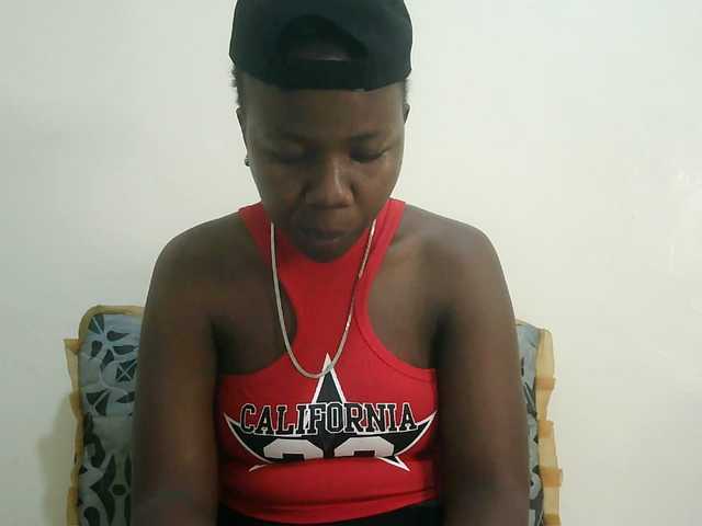 Blackdoll1 live cam on BongaCams