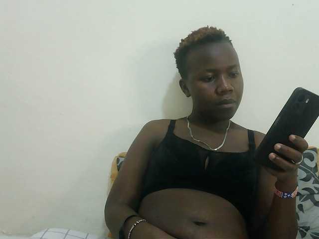 Blackdoll1 live cam on BongaCams