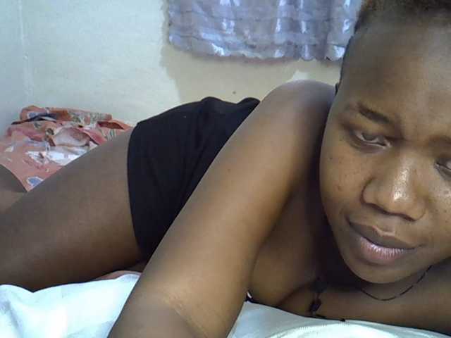 Blackdoll1 live cam on BongaCams