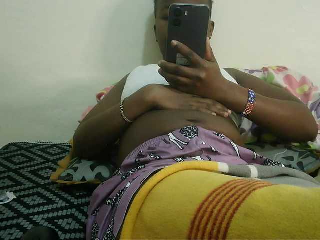 Blackdoll1 live cam on BongaCams