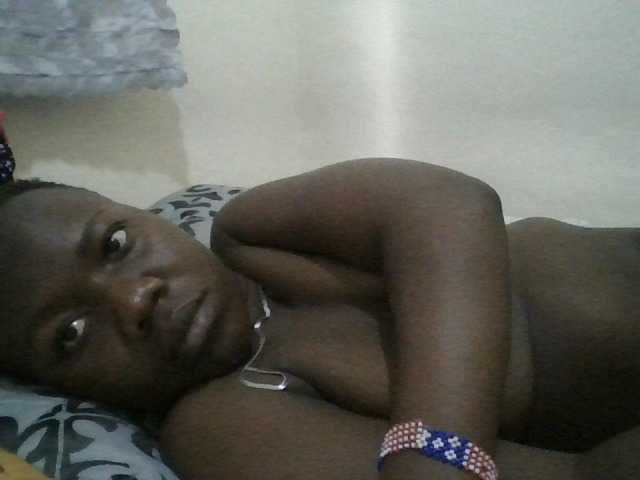 Blackdoll1 live cam on BongaCams