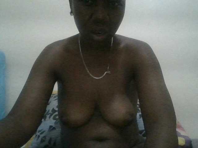 Blackdoll1 live cam on BongaCams