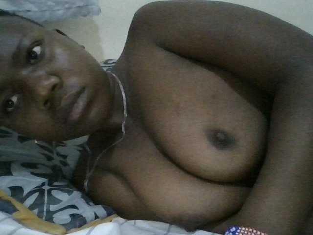 Blackdoll1 live cam on BongaCams