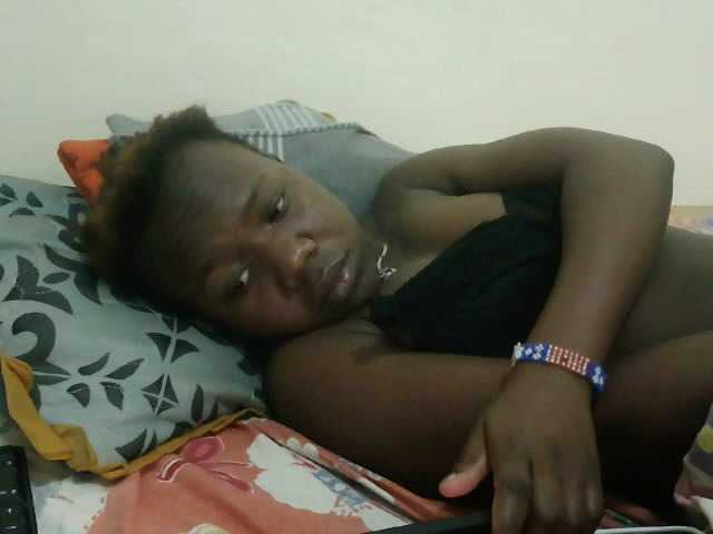 Blackdoll1 live cam on BongaCams