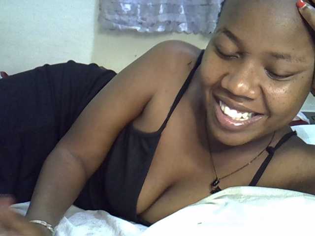 Blackdoll1 live cam on BongaCams