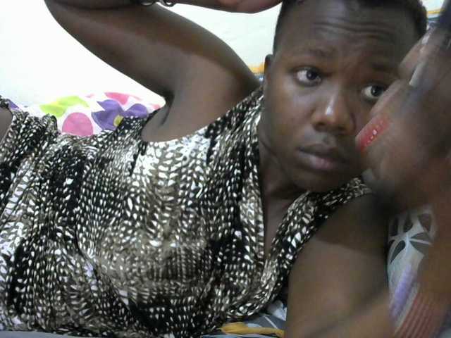Blackdoll1 live cam on BongaCams