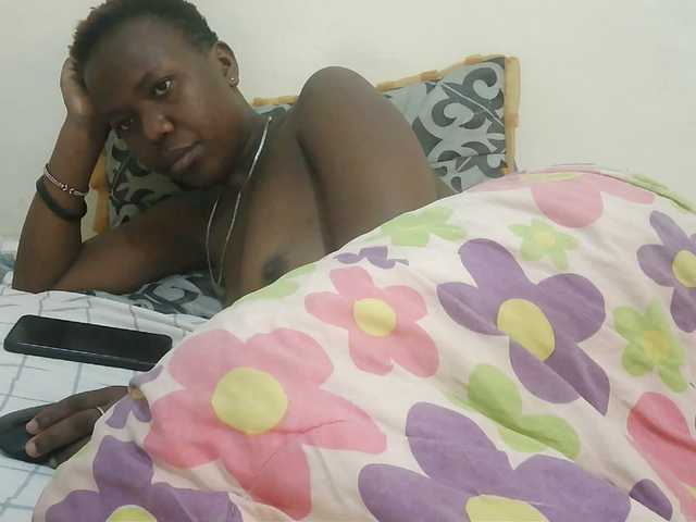 Blackdoll1 live cam on BongaCams