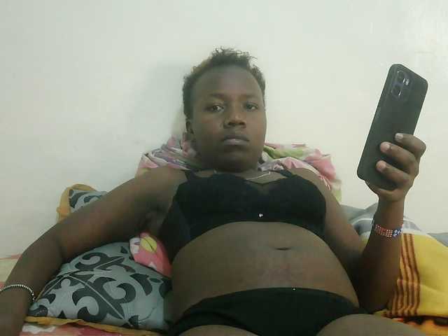 Blackdoll1 live cam on BongaCams