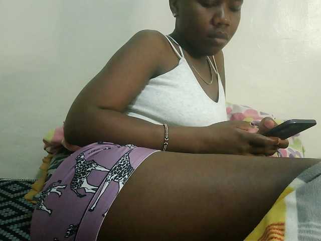 Blackdoll1 live cam on BongaCams