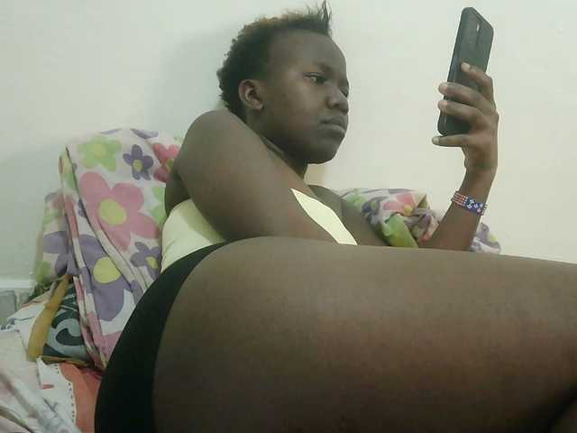 Blackdoll1 live cam on BongaCams