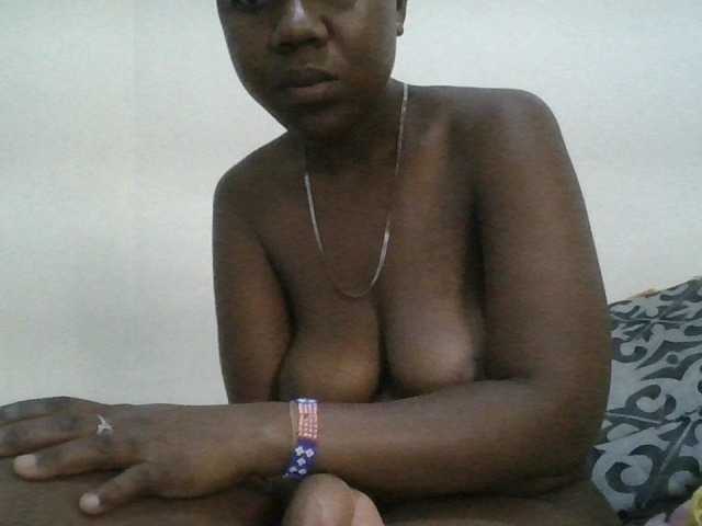 Blackdoll1 live cam on BongaCams