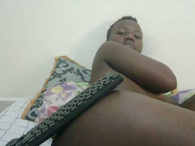 Blackdoll1 live cam on BongaCams