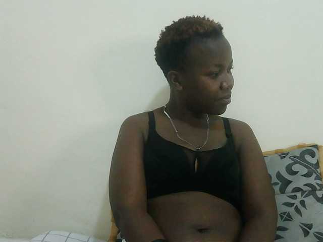 Blackdoll1 live cam on BongaCams
